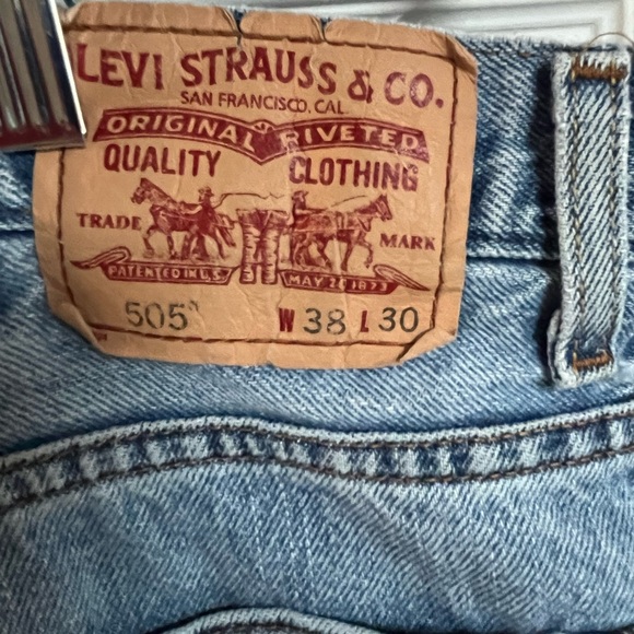 Levi Strauss 505 Regular Fit Jeans, 38x30. - Picture 4 of 4